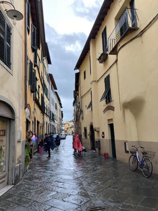 Dimora Leonardo. Centro Storico. Lägenhet Lucca Exteriör bild